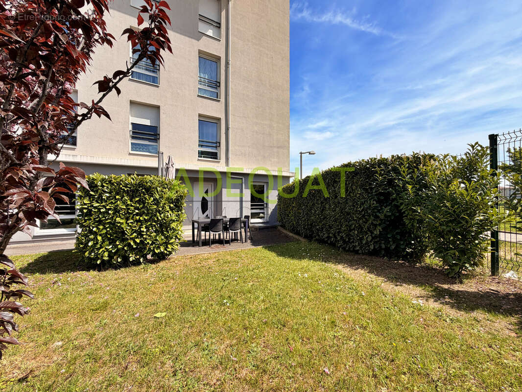 Appartement à L'ISLE-D'ABEAU