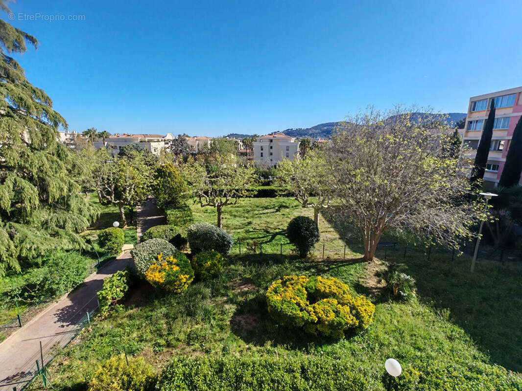 Appartement à HYERES