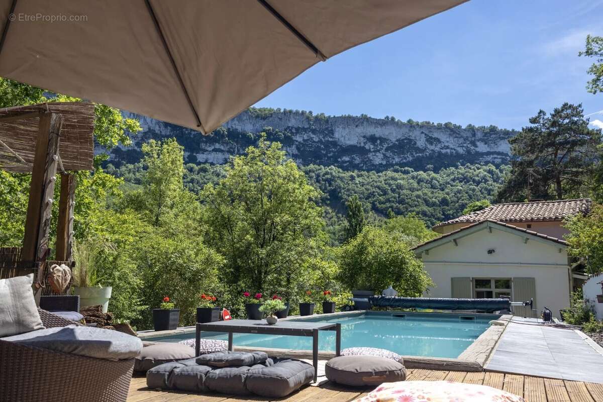 Maison à SAINT-ANTONIN-NOBLE-VAL
