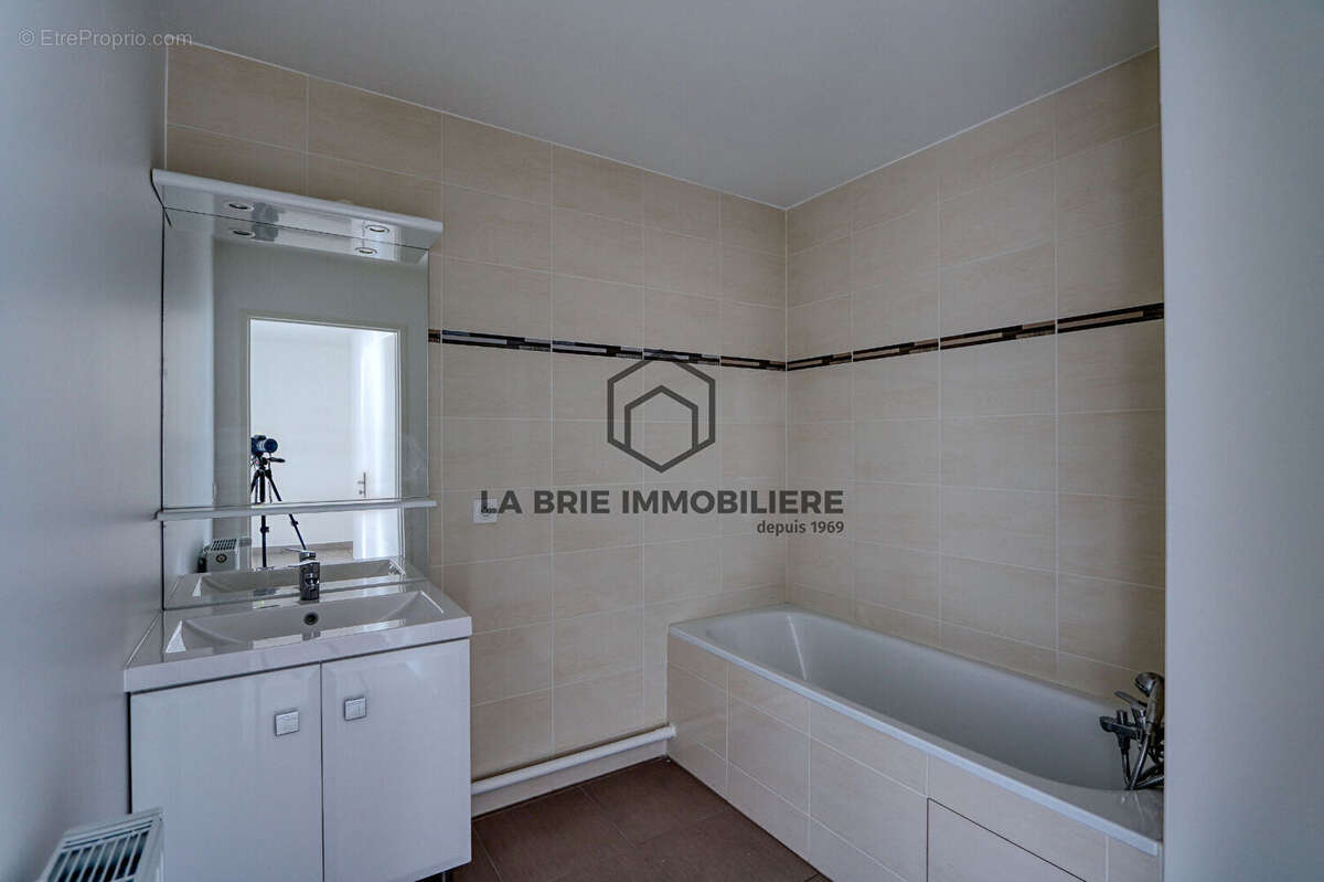 Appartement à JUVISY-SUR-ORGE