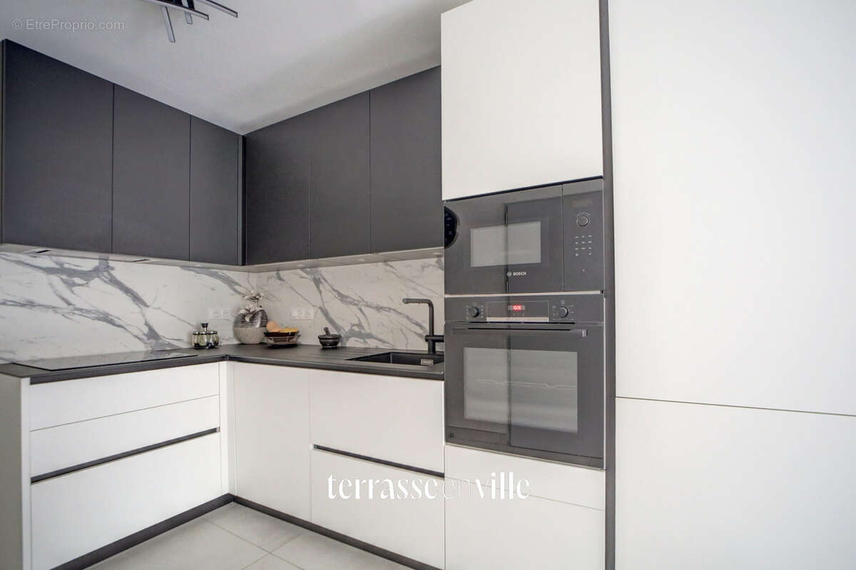 Appartement à SAINT-CYR-SUR-MER