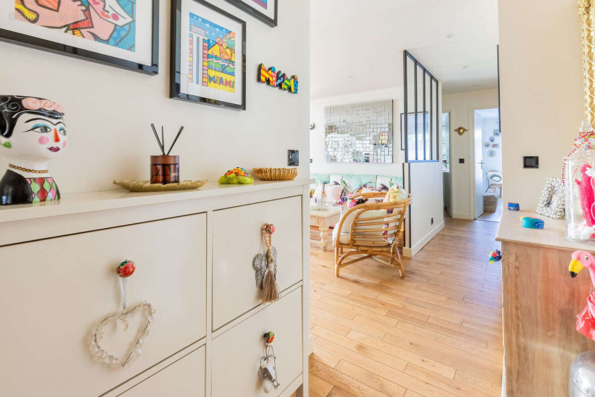 Appartement à VERRIERES-LE-BUISSON
