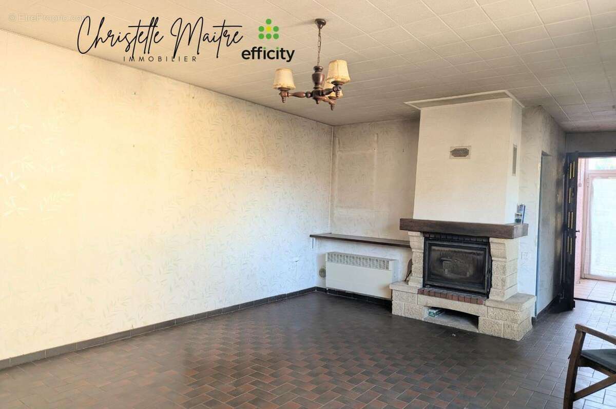 Maison à SAINT-MARTIN-DE-CRAU