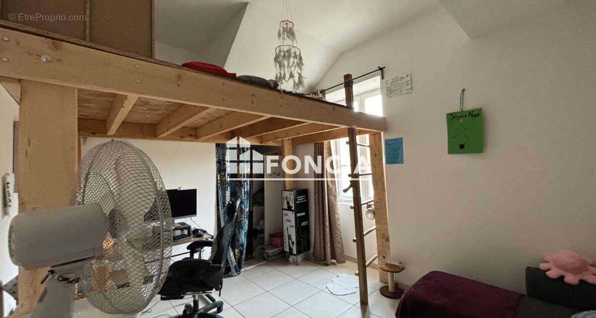 Appartement à MONTBOUCHER-SUR-JABRON