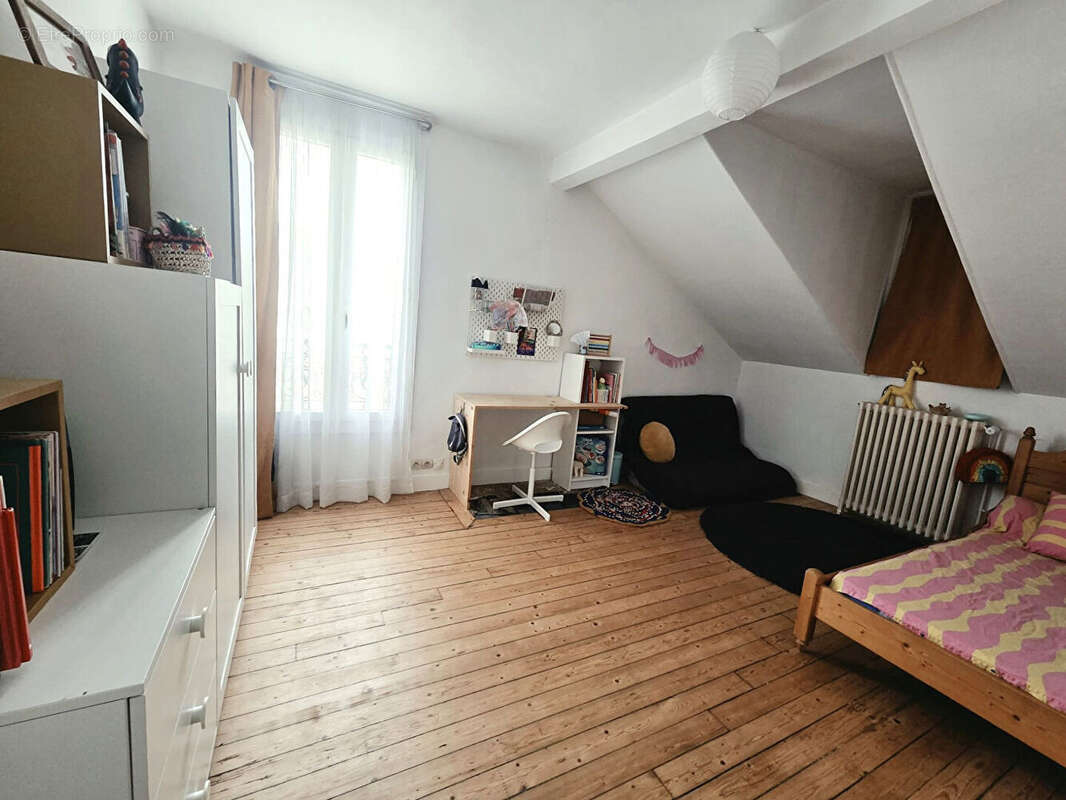 Maison Noisy Le Sec 6 pièces106 m2 - photo 9