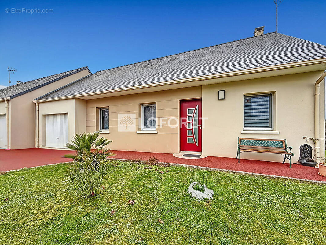 Maison à SOUZAY-CHAMPIGNY