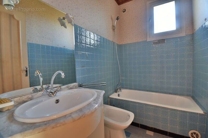 Maison à SAINT-AGREVE