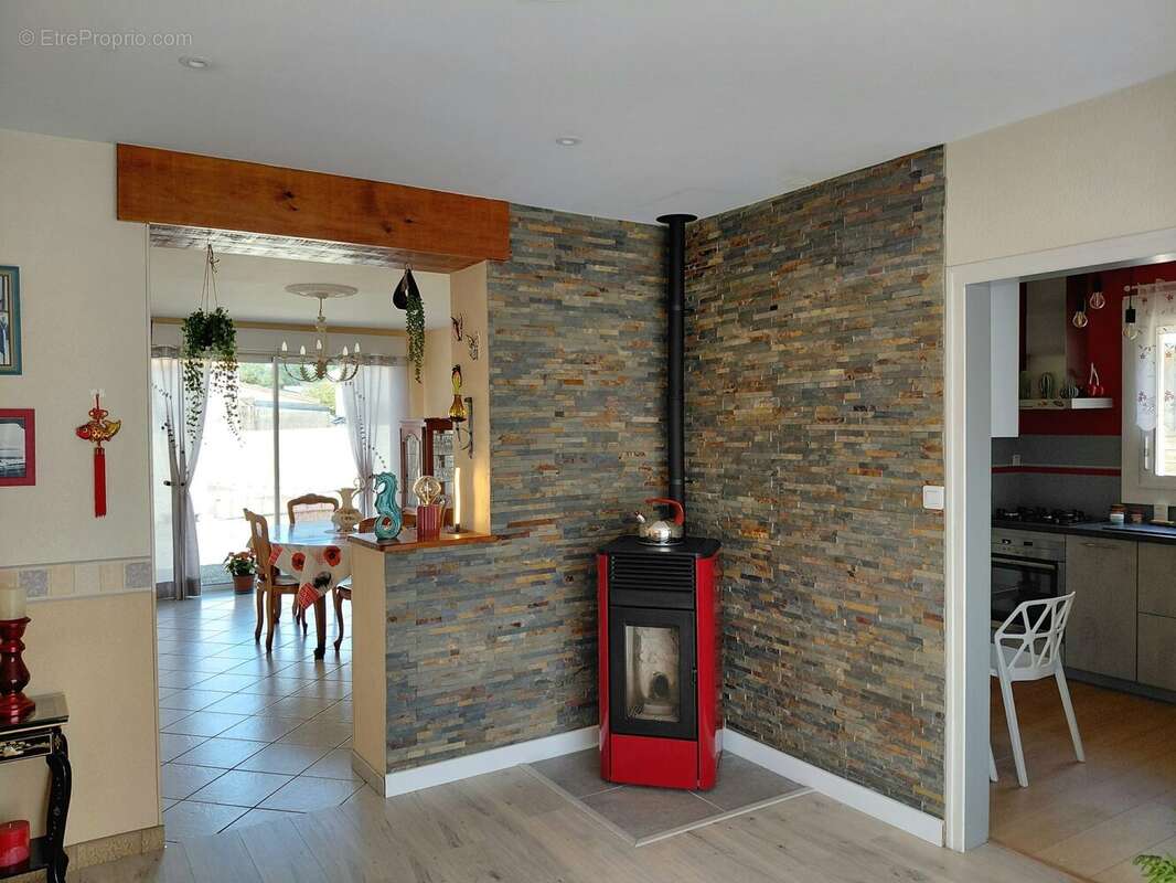 Maison 76 m² à La Garnache  - photo 4