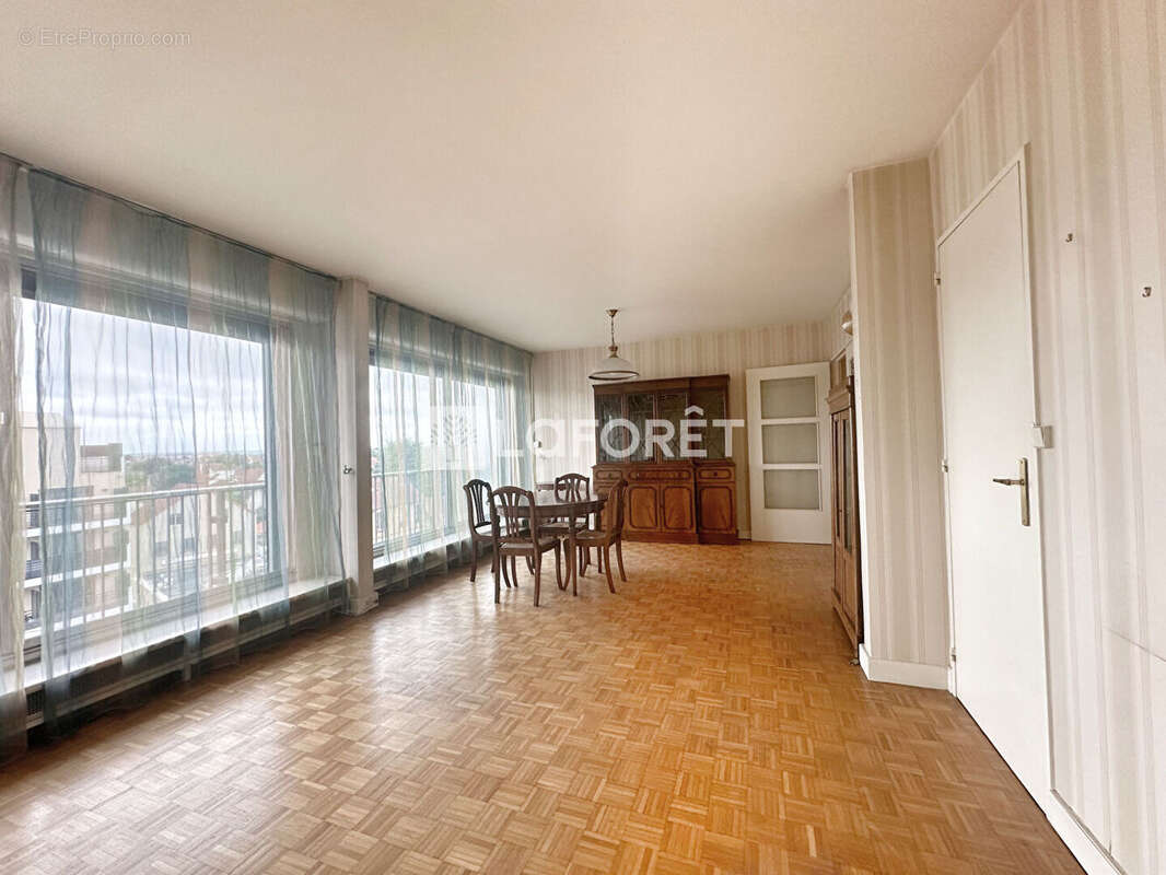 Appartement à JUVISY-SUR-ORGE