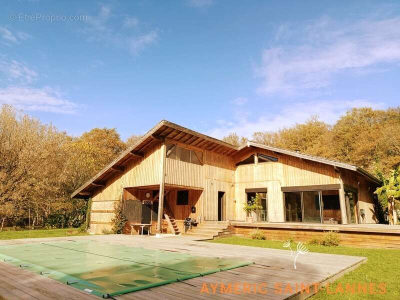 Maison à AIRE-SUR-L'ADOUR