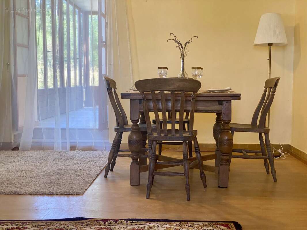 Jolie maison en pierre avec terrain et grange - photo 16