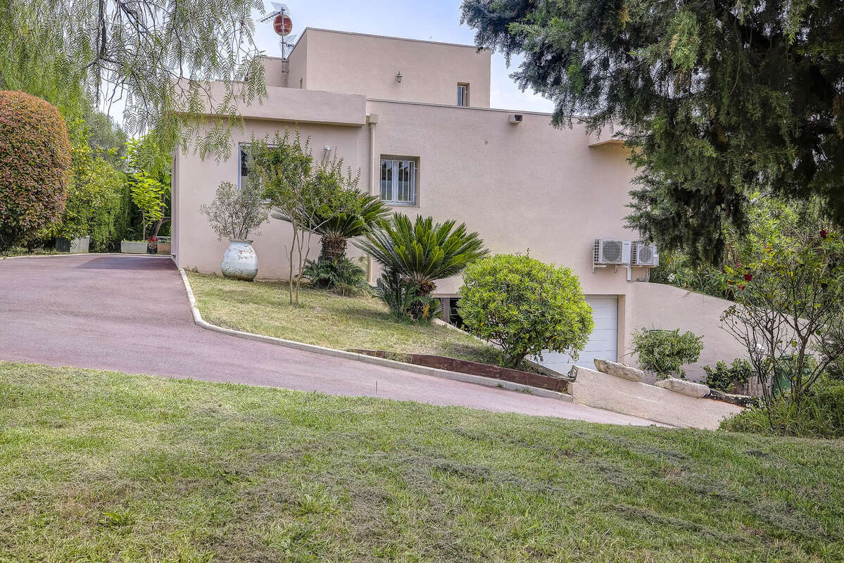 Maison à LA COLLE-SUR-LOUP