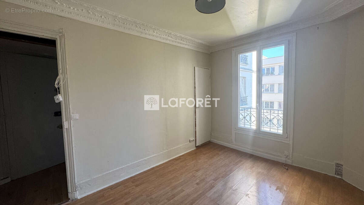 Appartement à PARIS-20E
