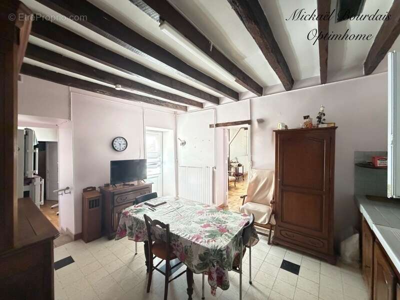 Maison à DISSE-SOUS-LE-LUDE