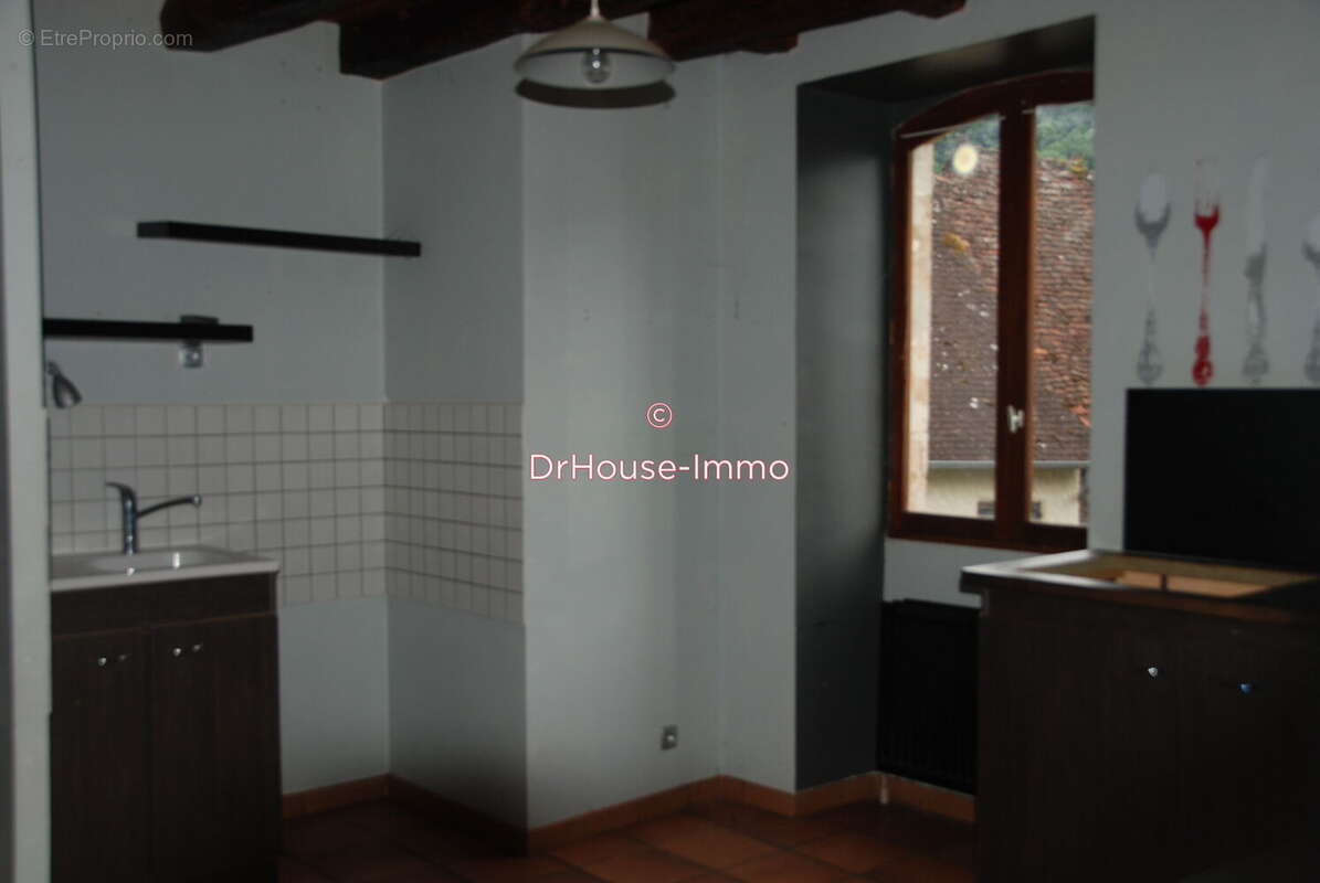 Maison 77 m² à Gintrac  - photo 6