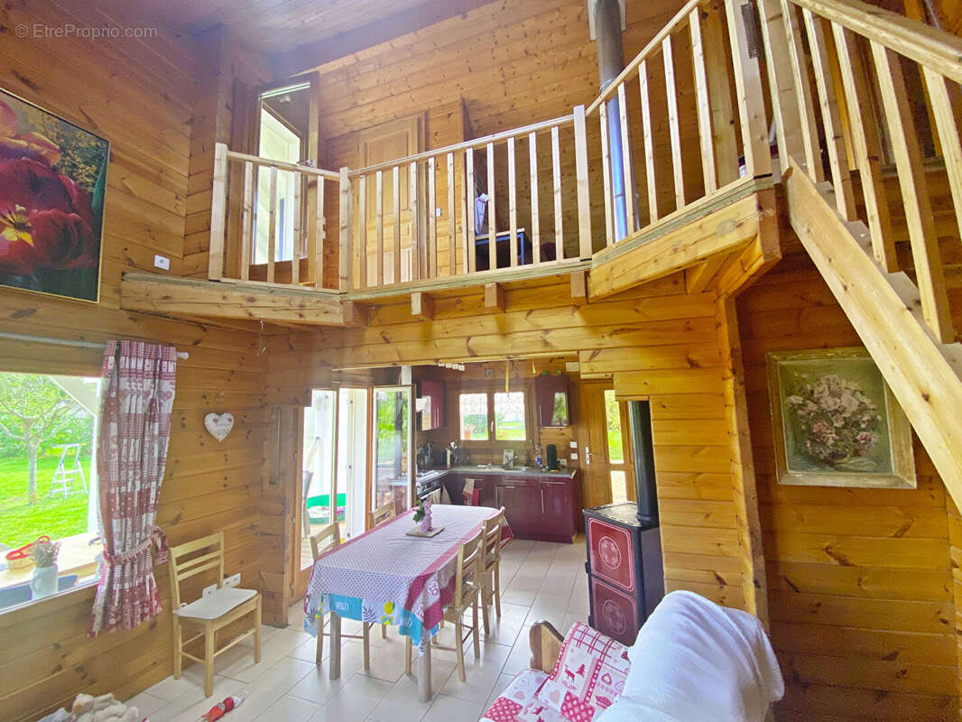 Maison à LEROUVILLE