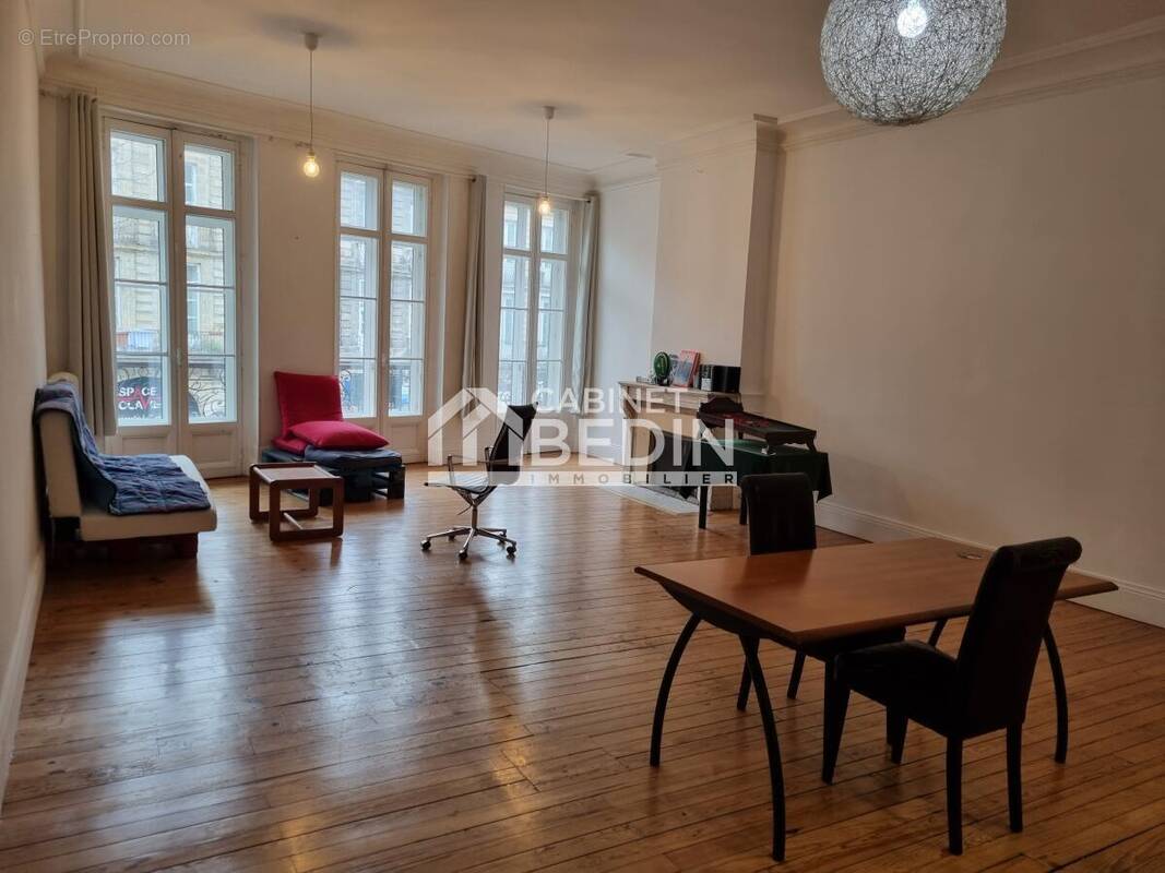Appartement à BORDEAUX