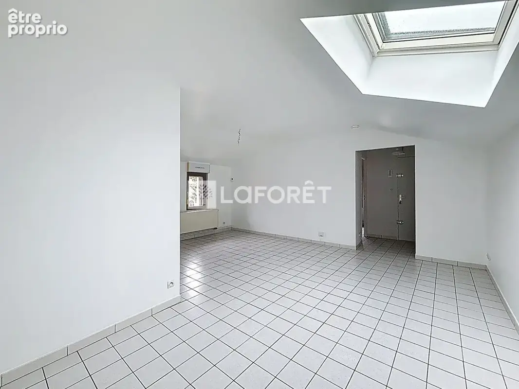 Appartement a renover chalons en champagne - 3 pièce(s) - 69.45 m2 - photo 5