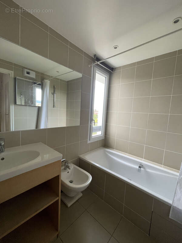 Appartement à FERNEY-VOLTAIRE