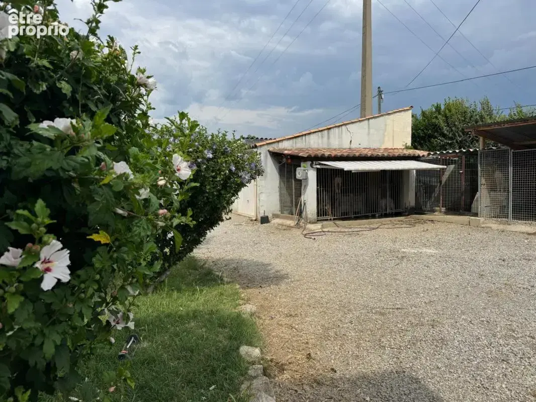 Vente Maison de Plain-Pied T5-4 avec Piscine et Garages – Peyruis (04) - photo 30