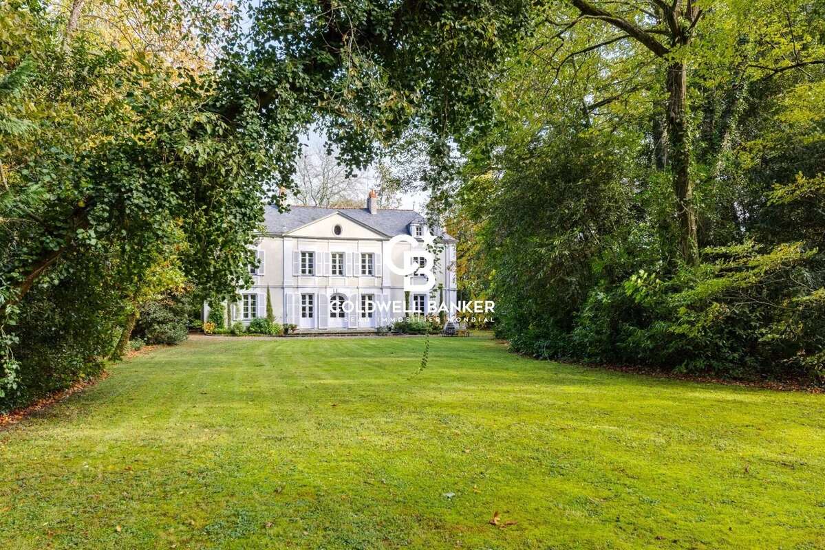 Maison à SAINTE-LUCE-SUR-LOIRE