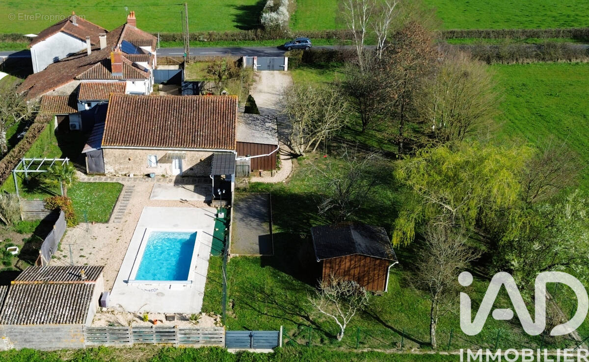 Photo 1 - Maison à MOUSSAC