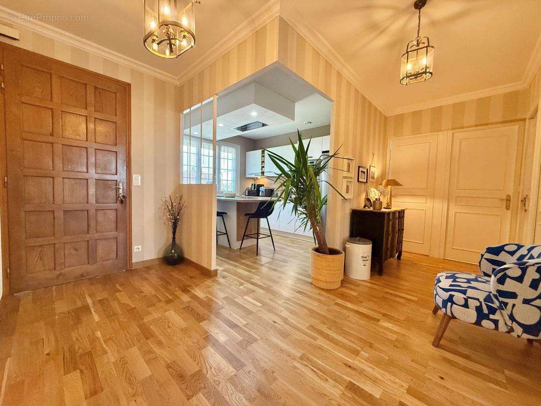 Maison à LAMARCHE-SUR-SAONE