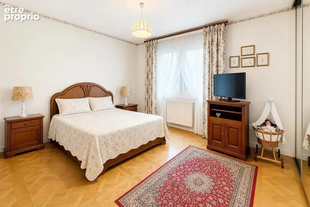 Spacieuse maison 5 pièces, 164 m² à Maillot - photo 8