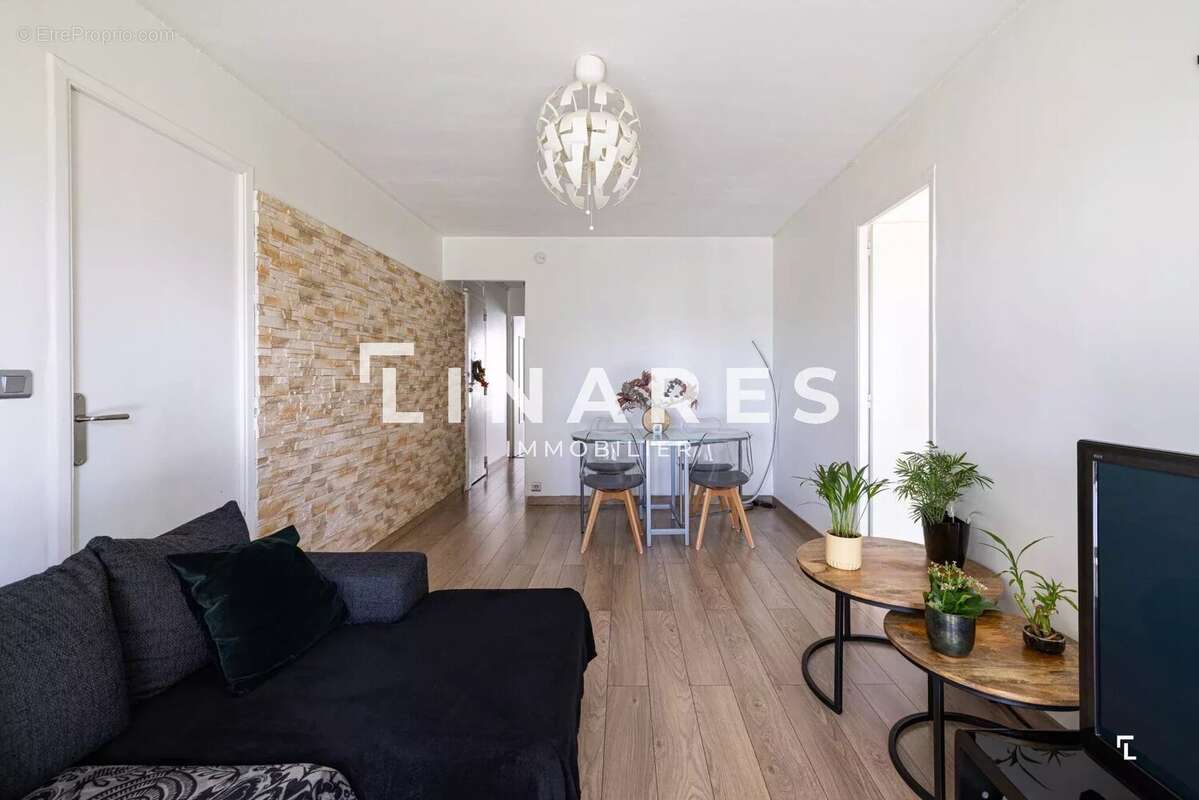 Appartement à MARSEILLE-12E