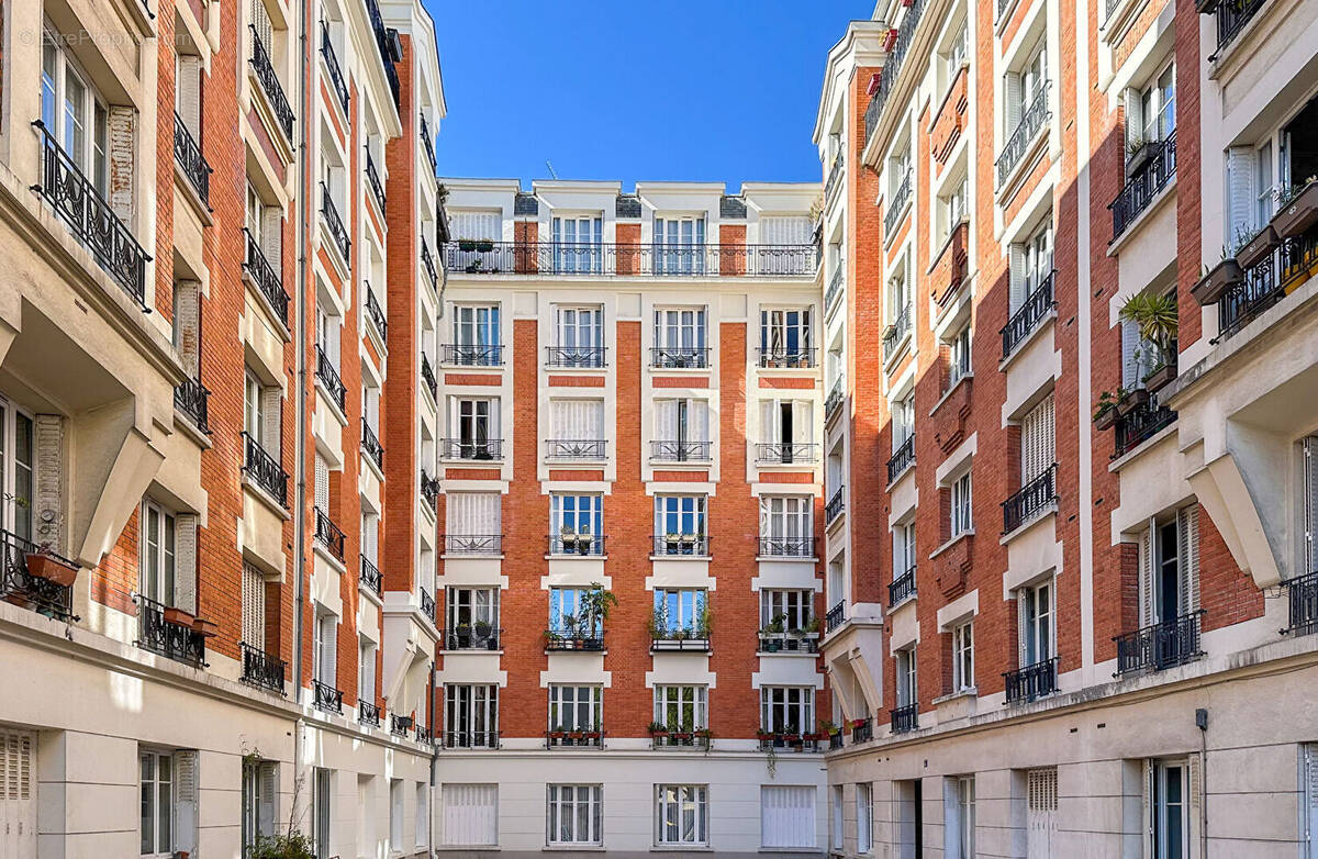 Appartement à ASNIERES-SUR-SEINE