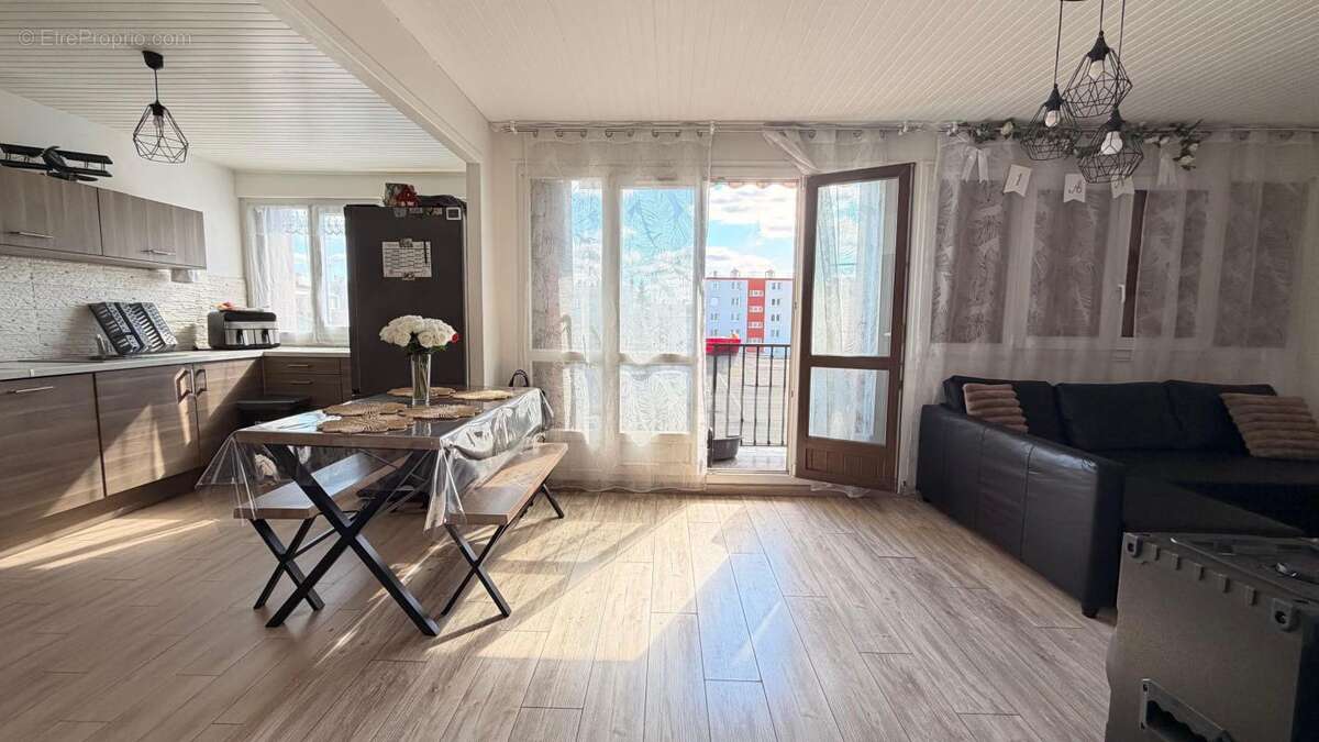 Appartement à NEUILLY-SUR-MARNE