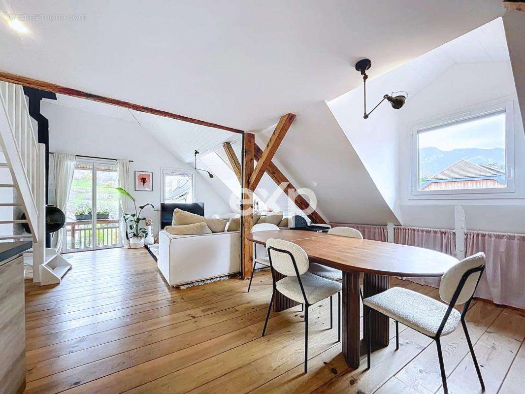 Appartement à TALLOIRES