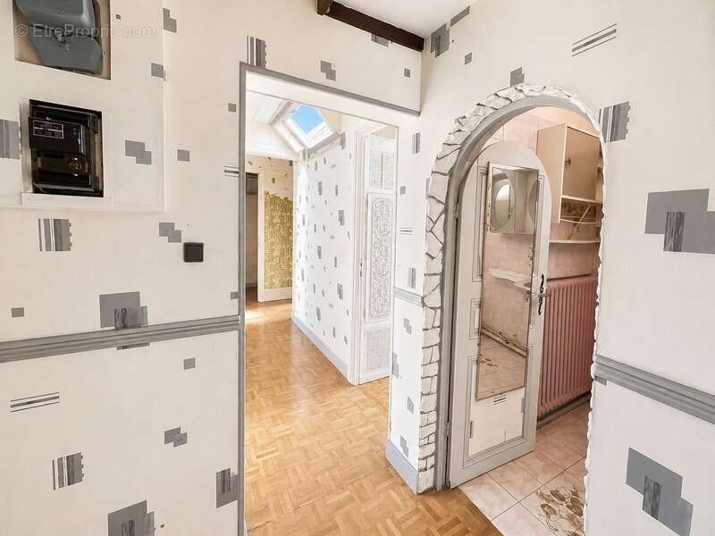 Appartement à PARIS-10E
