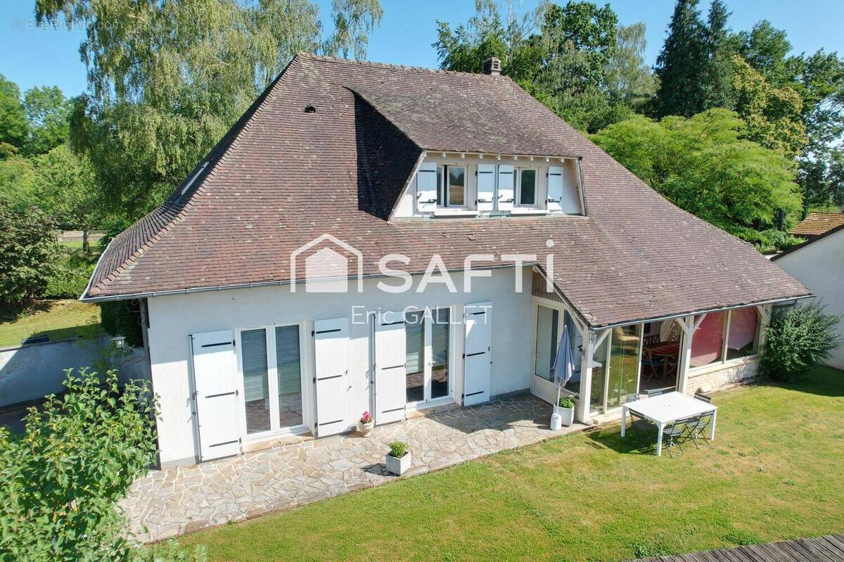 Photo 1 - Maison à LUBERSAC