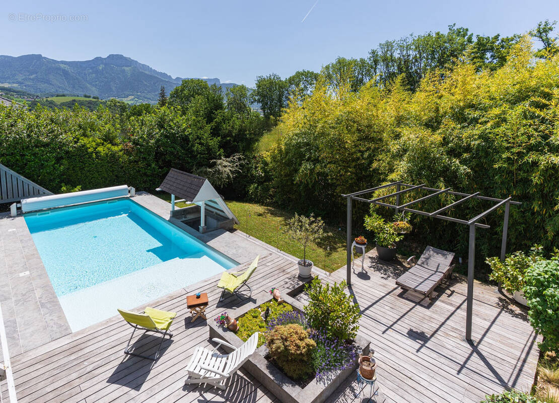 Maison à CHARVONNEX