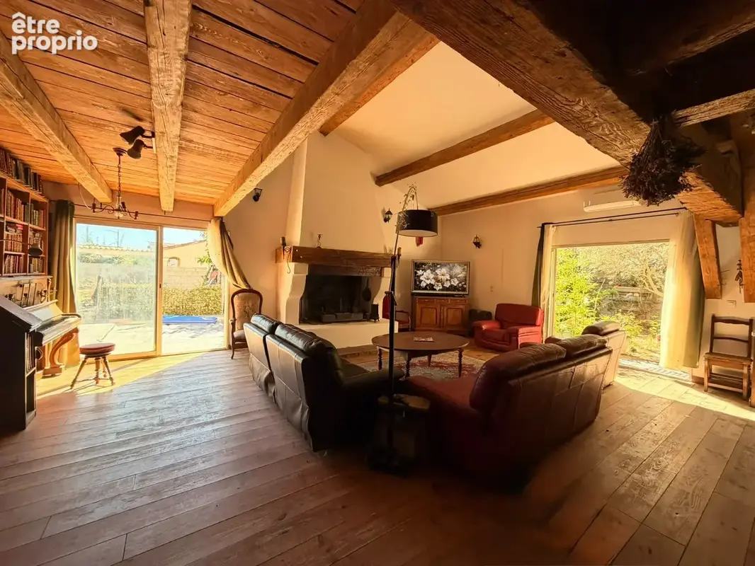 GRUISSAN – Plages à proximité, maison de caractère 195 m² avec dépendance et piscine - photo 3