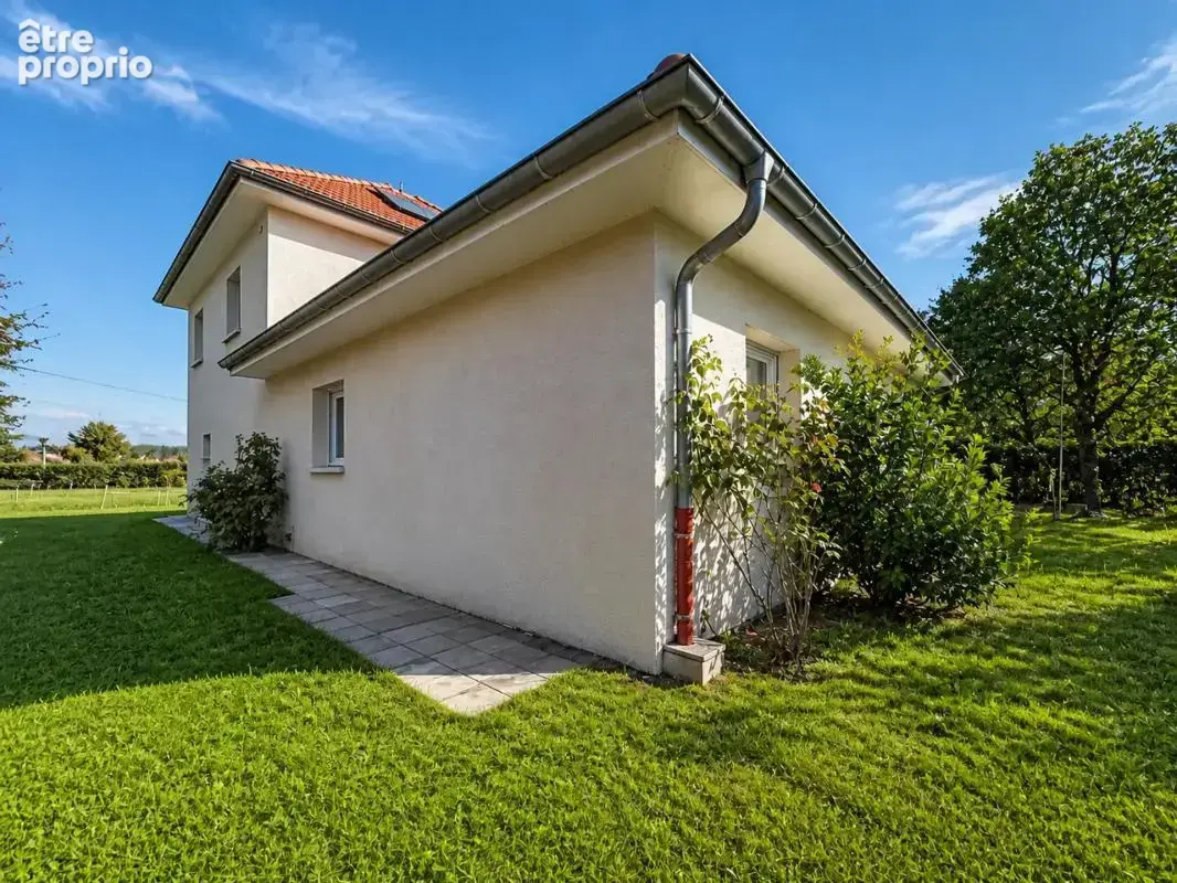 Belle maison familiale avec 4 chambres, grand garage et jardin arboré - photo 23