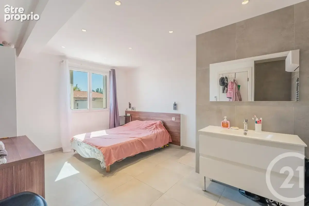 Appartement 5 pièces 80 m² à vendre à Nice (06200) - photo 6