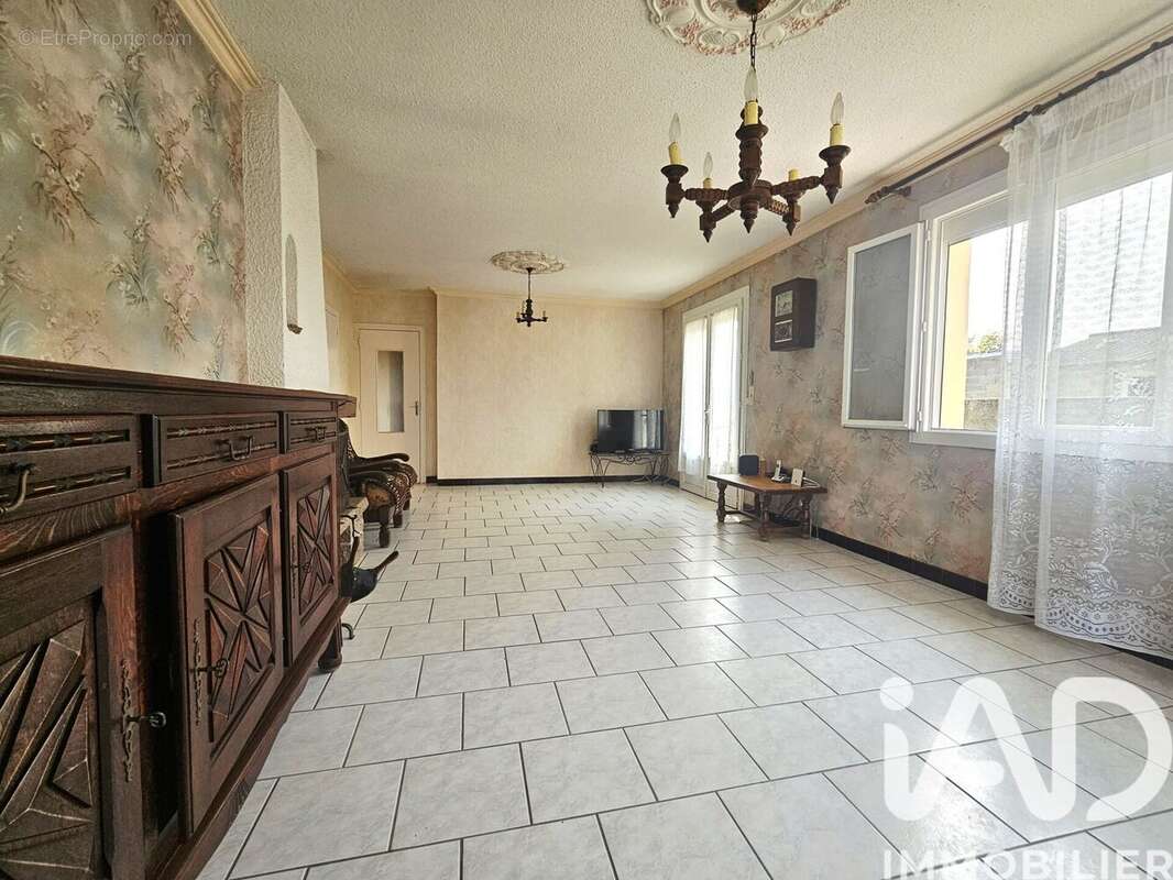 Photo 2 - Maison à TILLIERES