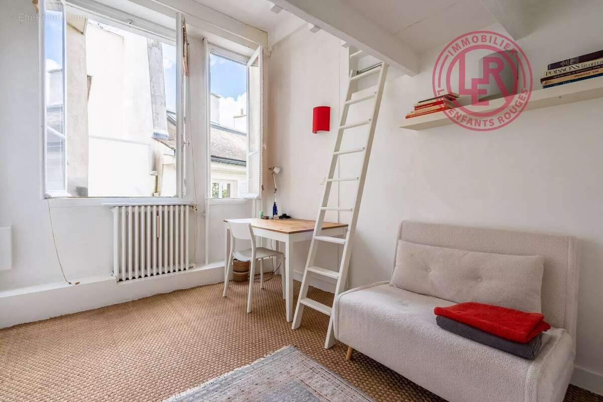 Appartement à PARIS-4E