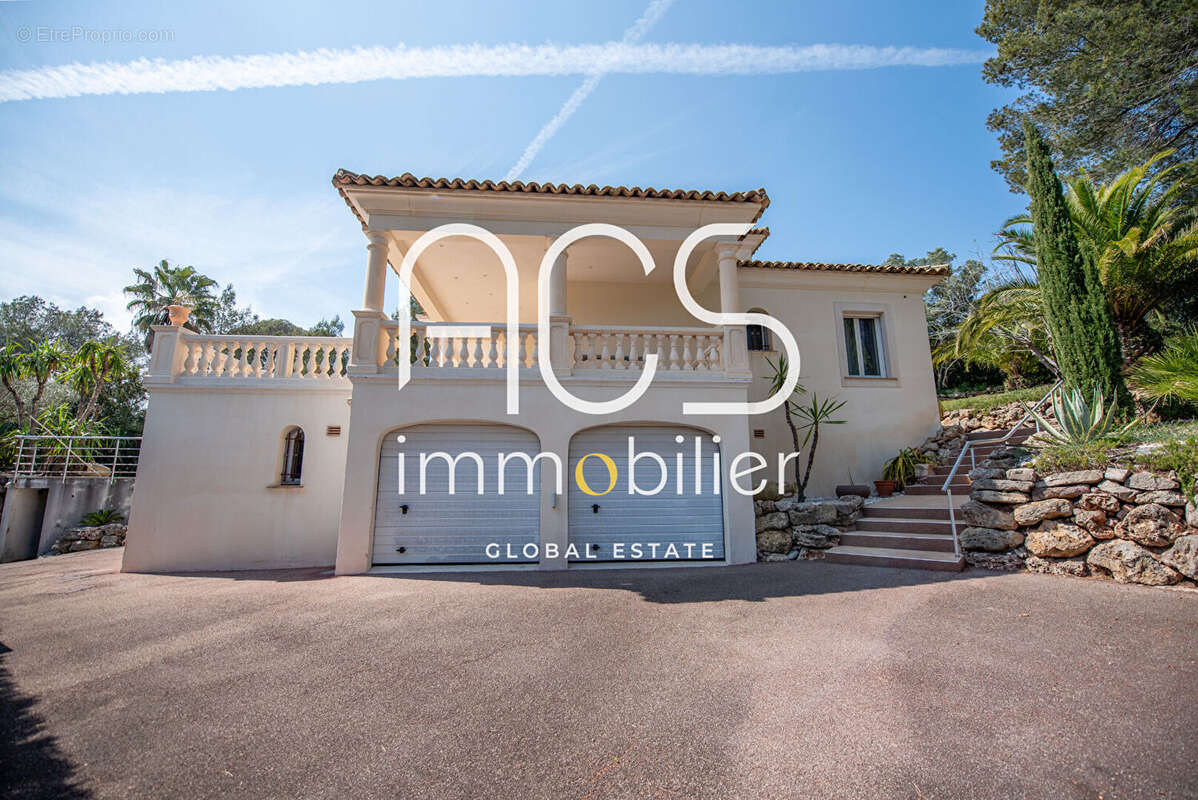 Maison à SAINT-RAPHAEL