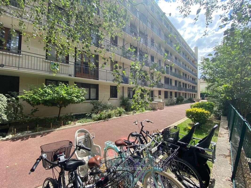 Appartement à ASNIERES-SUR-SEINE