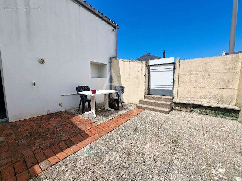 Maison à LES HERBIERS