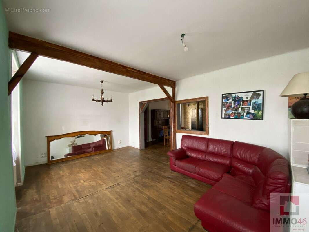Maison à LACAPELLE-MARIVAL