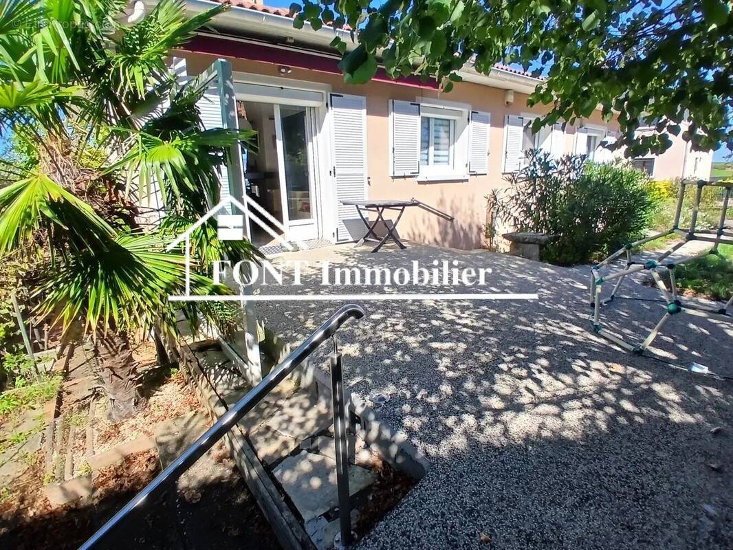 Maison à SAINT-PAUL-EN-JAREZ