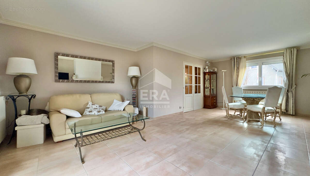 Maison à ATHIS-MONS