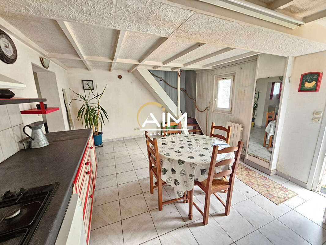 Maison à MONTLOUIS-SUR-LOIRE