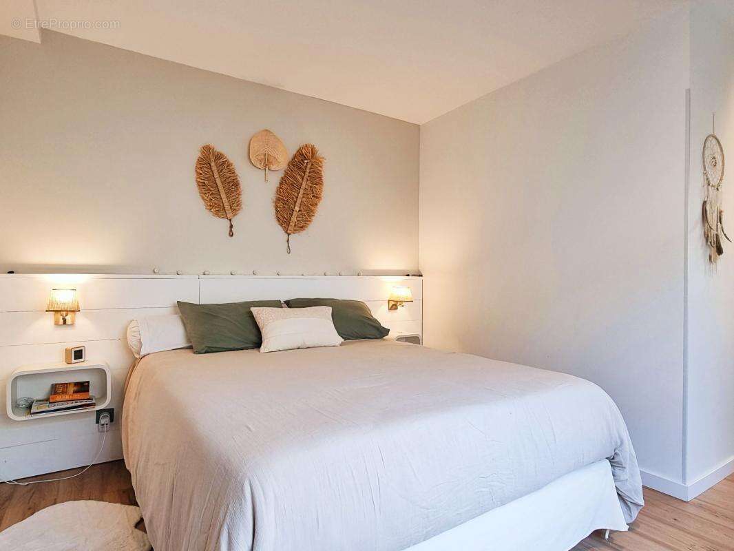 Maison à SAINT-HILAIRE-DE-BRETHMAS