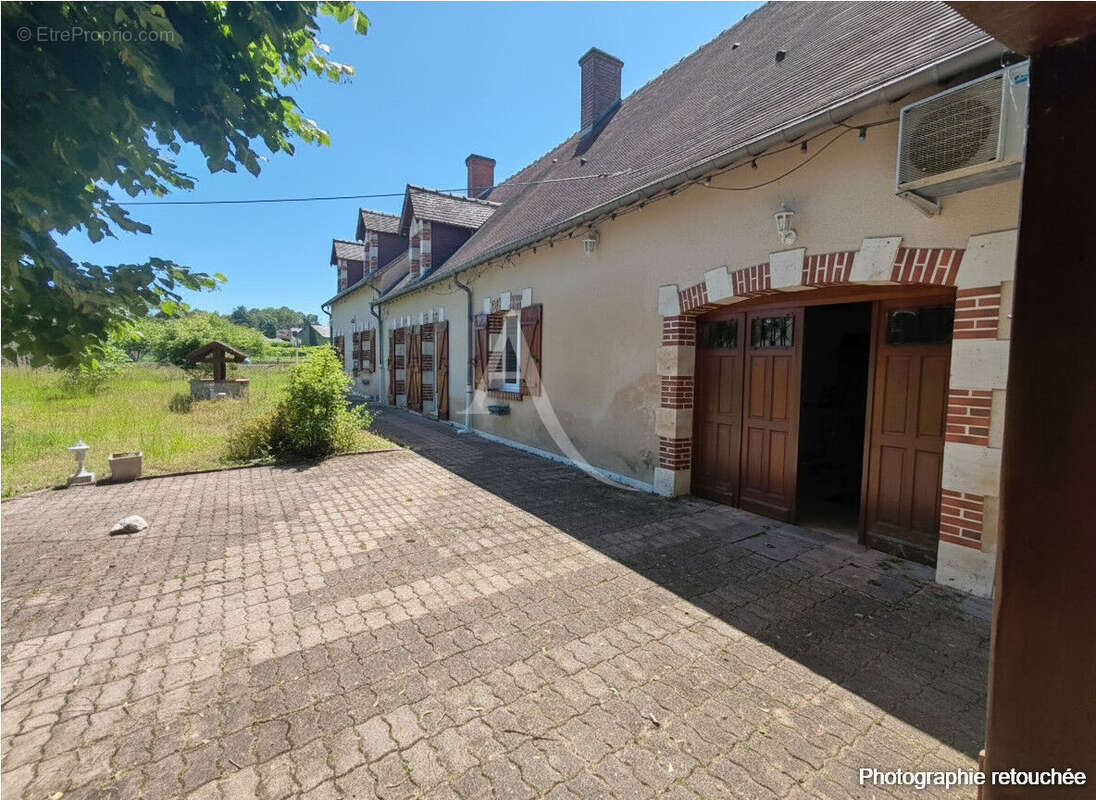 Maison à MONTHOU-SUR-BIEVRE