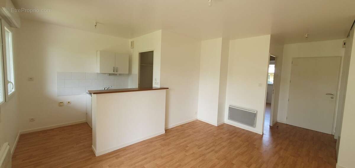 Appartement à SAINT-MEEN-LE-GRAND